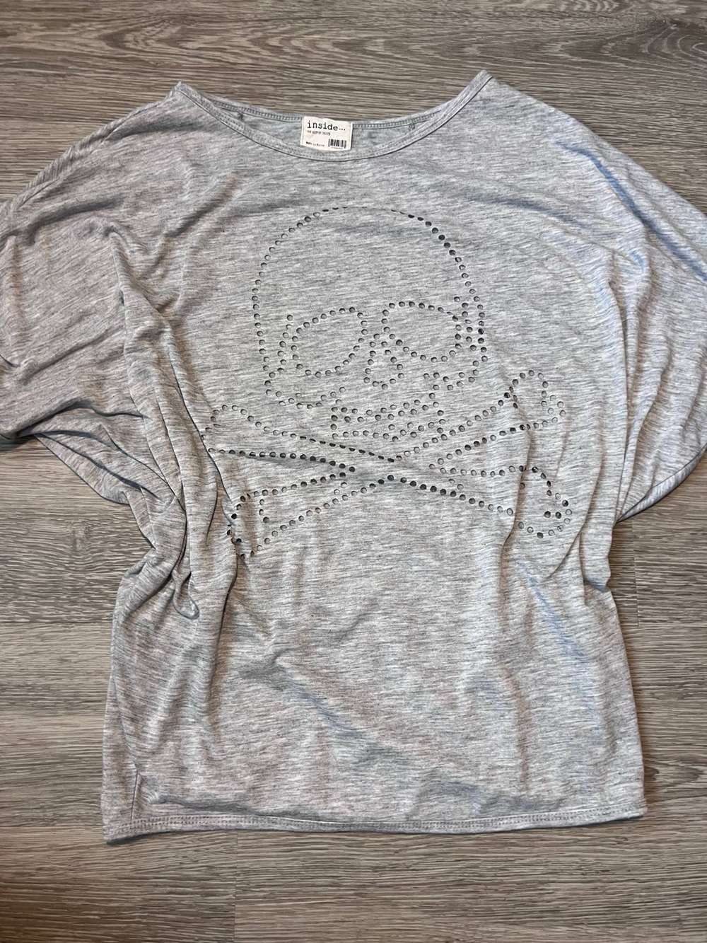 Woman Gray Studded Skull Short Sleeve Top